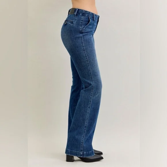 FEW LEFT! Judy Blue Full Size Mid Rise Bootcut Jeans with Welt Pockets Plus Size - Picture 4 of 16